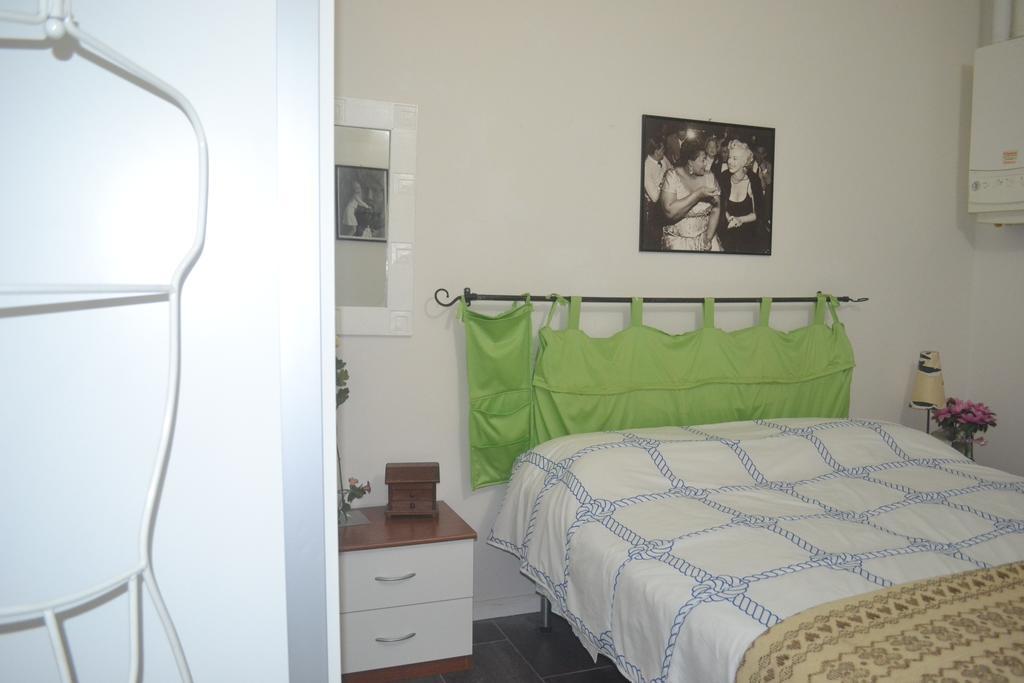 Apartament Casa Lory Bolonia Pokój zdjęcie