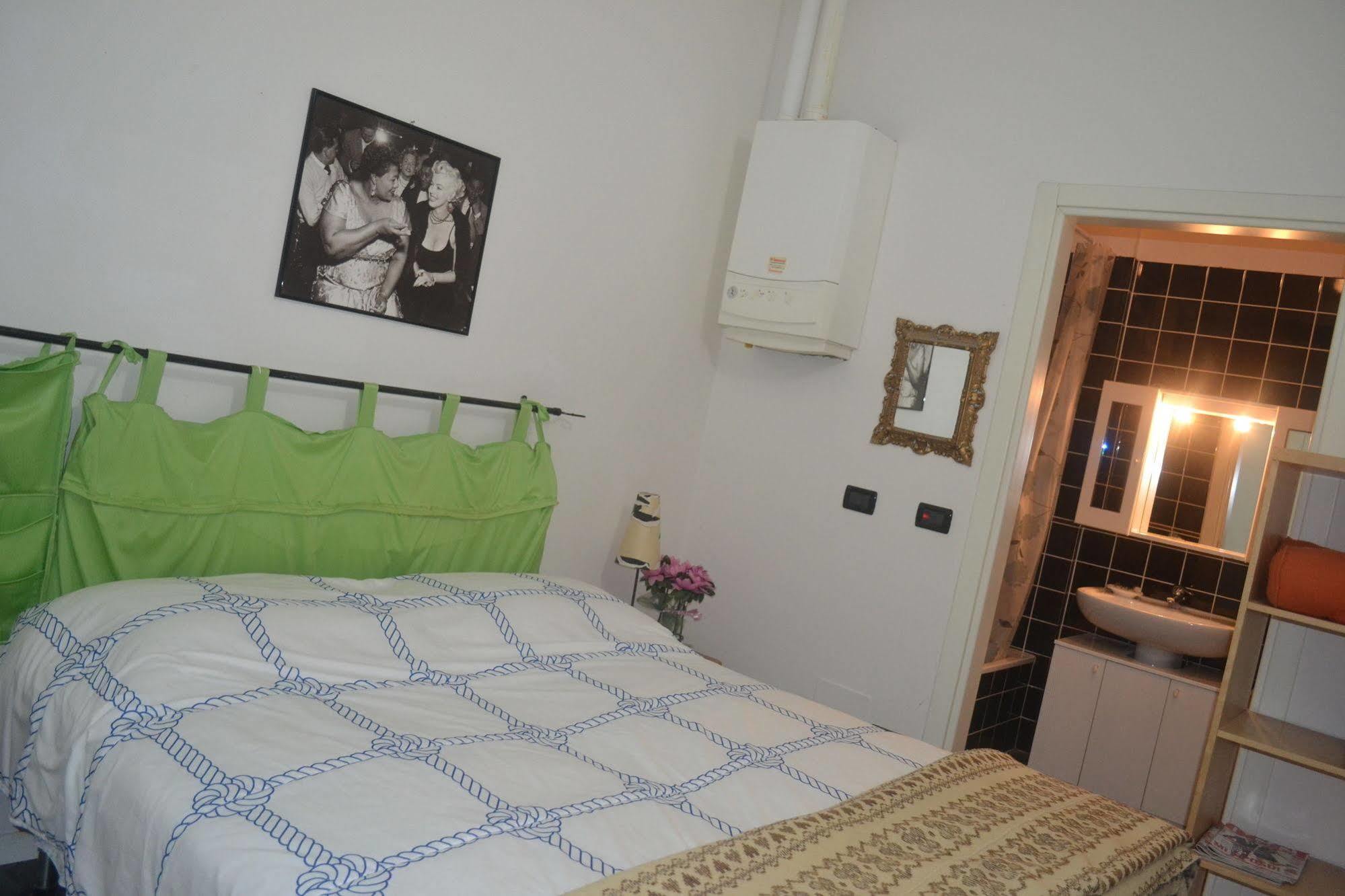Apartament Casa Lory Bolonia Zewnętrze zdjęcie